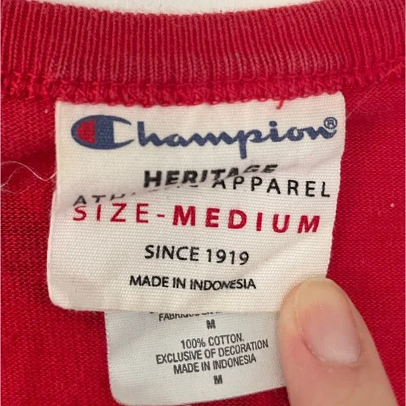 Champion Men’s Red Graphic Tee - Picture 2 of 2